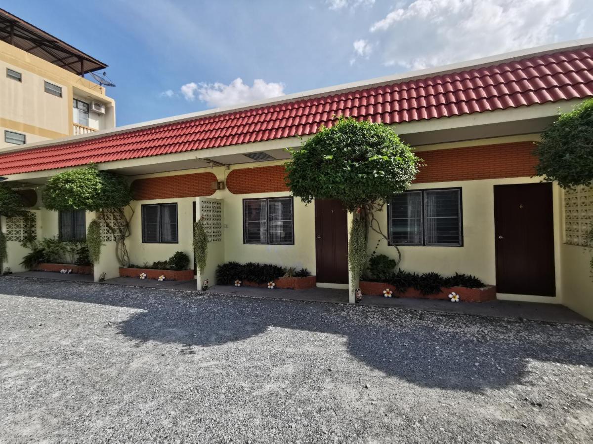 Samiya Guesthouse Bang Saen Luaran gambar
