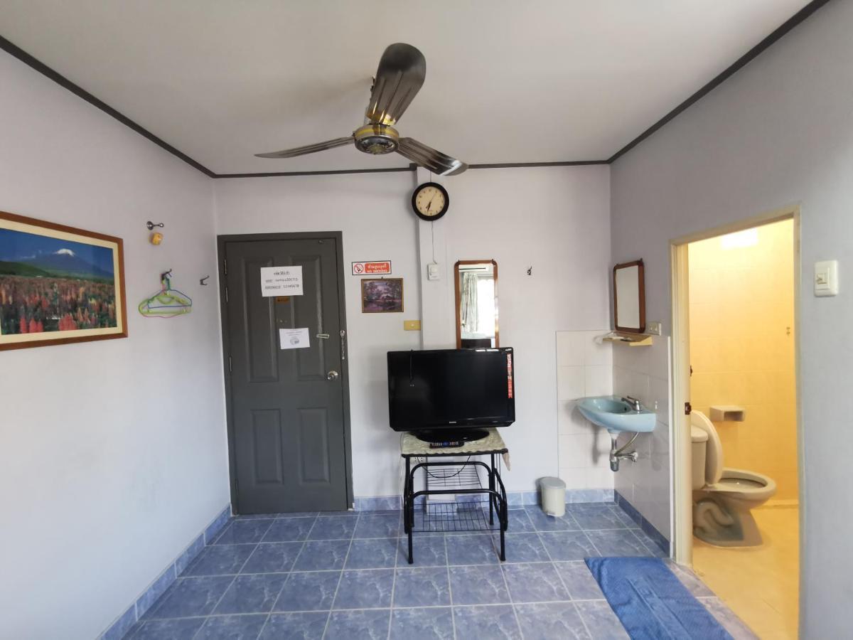Samiya Guesthouse Bang Saen Luaran gambar