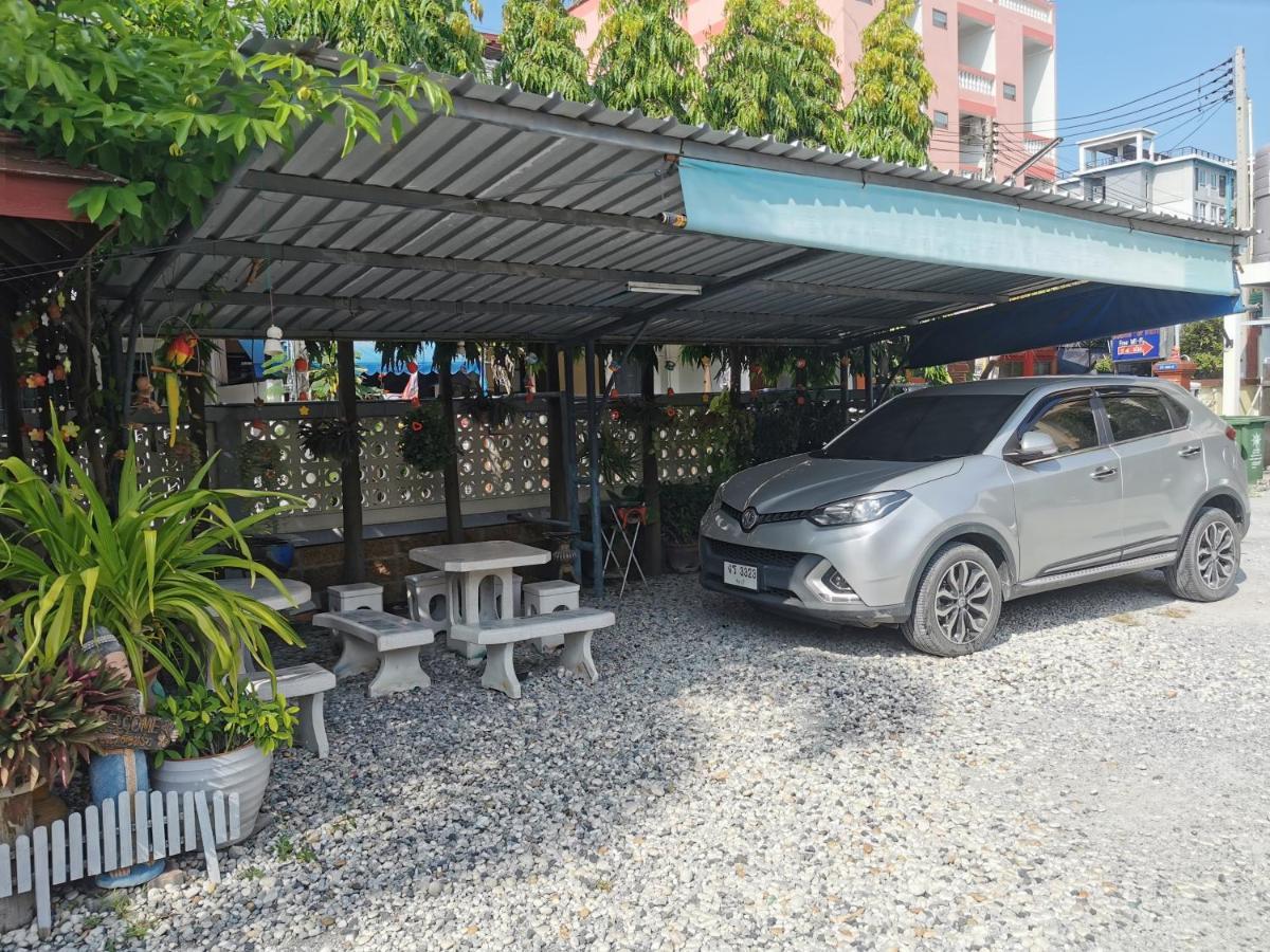 Samiya Guesthouse Bang Saen Luaran gambar